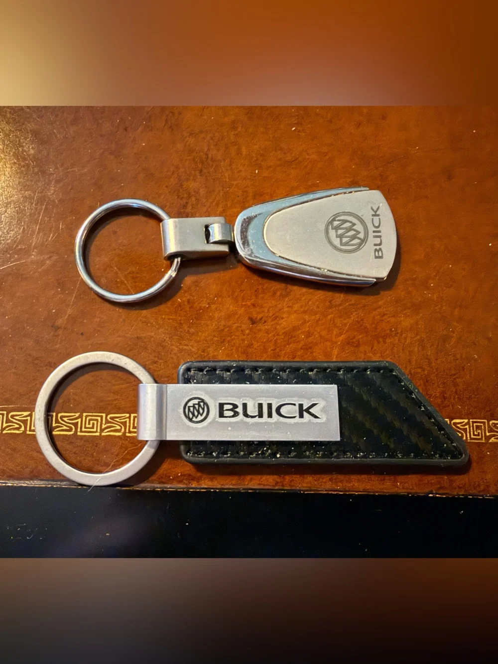 Black Carbon Leather & Silver Metal Keychain Set